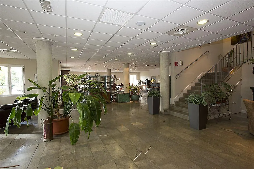 Best Western Plus Le Canard Sur Le Toit Colomiers 4*,