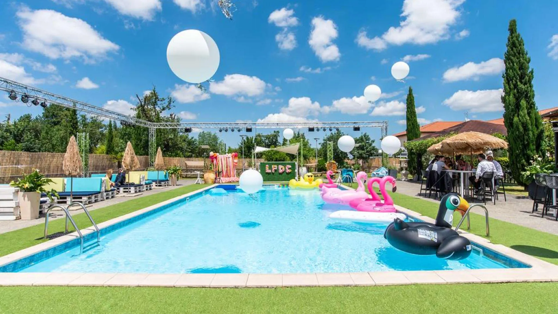 Hotel Best Western Plus Le Canard Sur Le Toit Colomiers