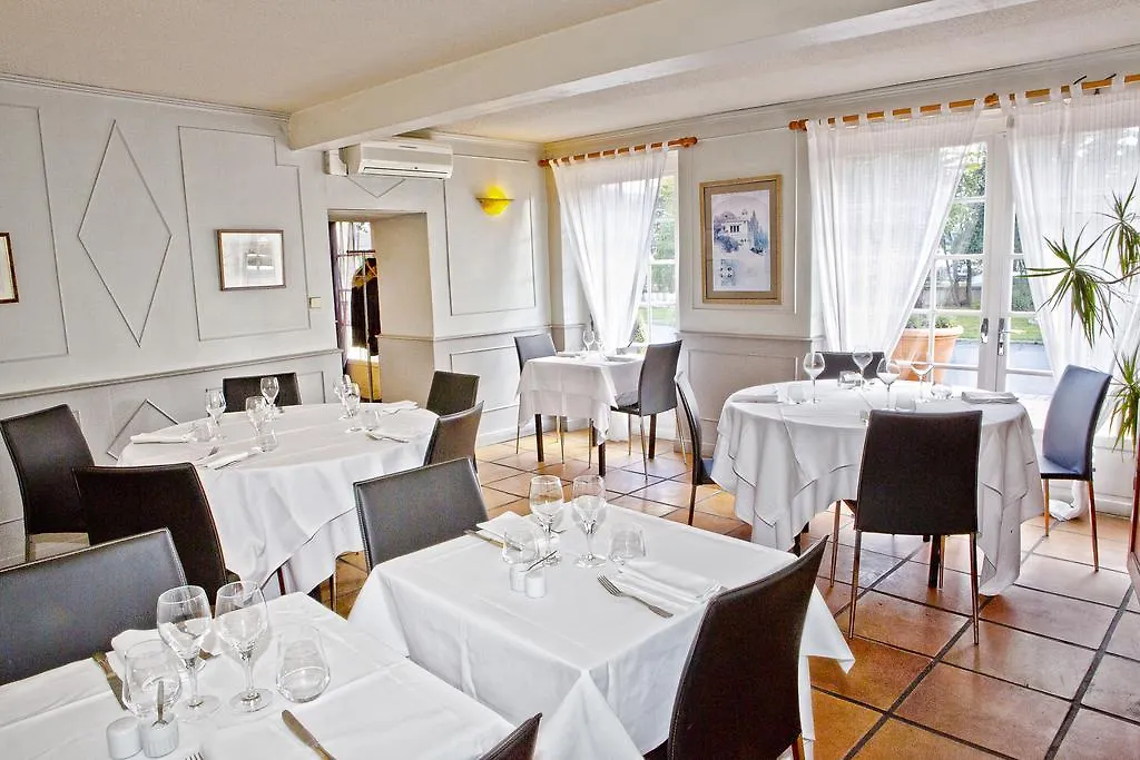 **** Hotel Best Western Plus Le Canard Sur Le Toit Colomiers France